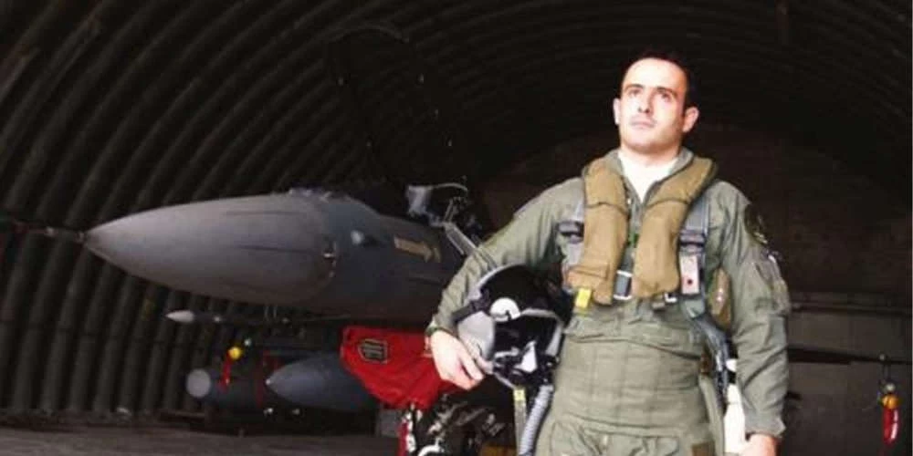 Σαν σήμερα το 2006 ο σμηναγός Κωνσταντίνος Ηλιάκης έχασε τη ζωή του σε αερομαχία με Τούρκους στο Αιγαίο